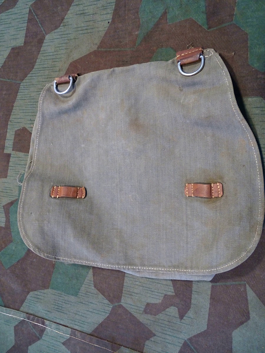 Früher Brotbeutel Reichswehr / Wehrmacht , Fehlteile, sonst schön