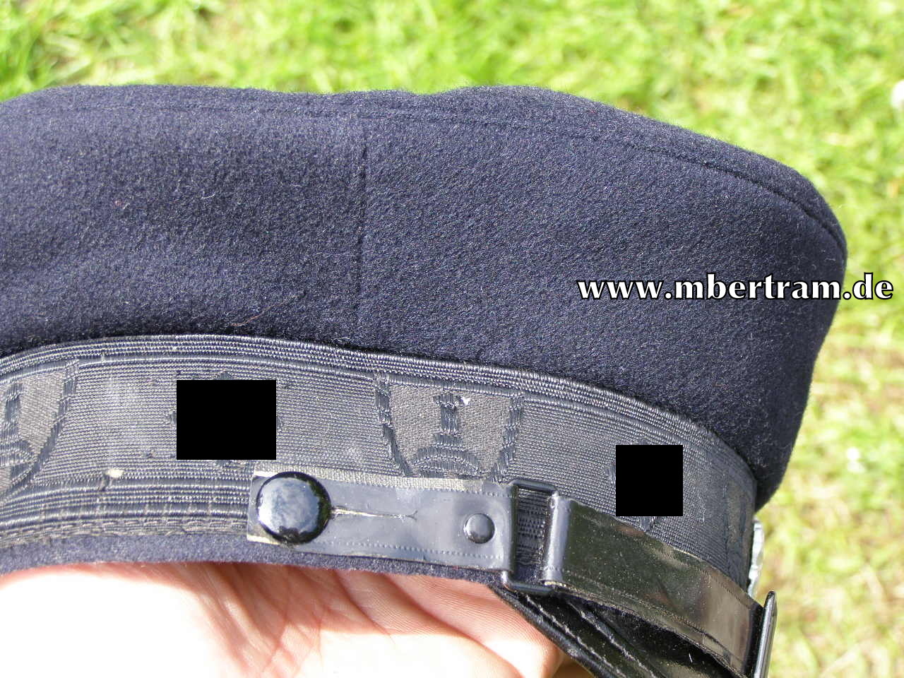 11589-5