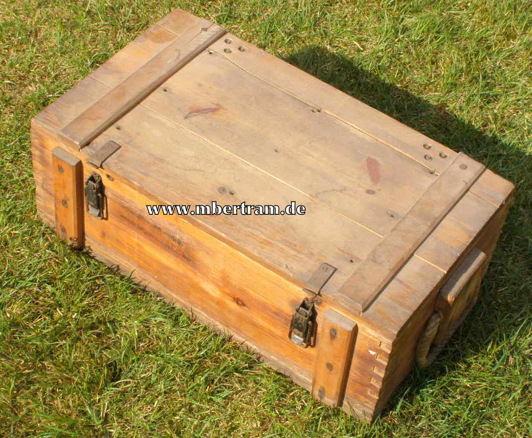 Munitionskiste Luftwaffe. Wohl für MK 103 oder MK 101