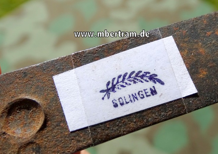 Hersteller Prägestempel mit Palmwedel, Solingen