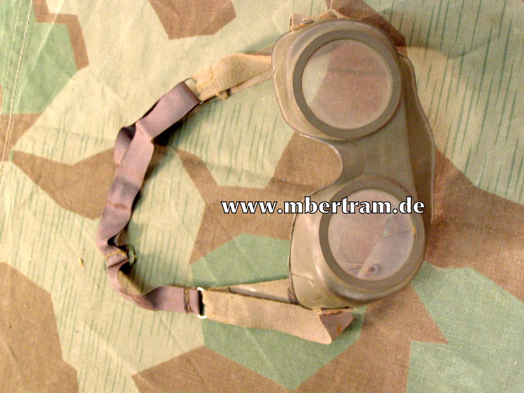 U-Boot / Kriegsmarine Wetterschutzbrille. Gummi, grün 1941