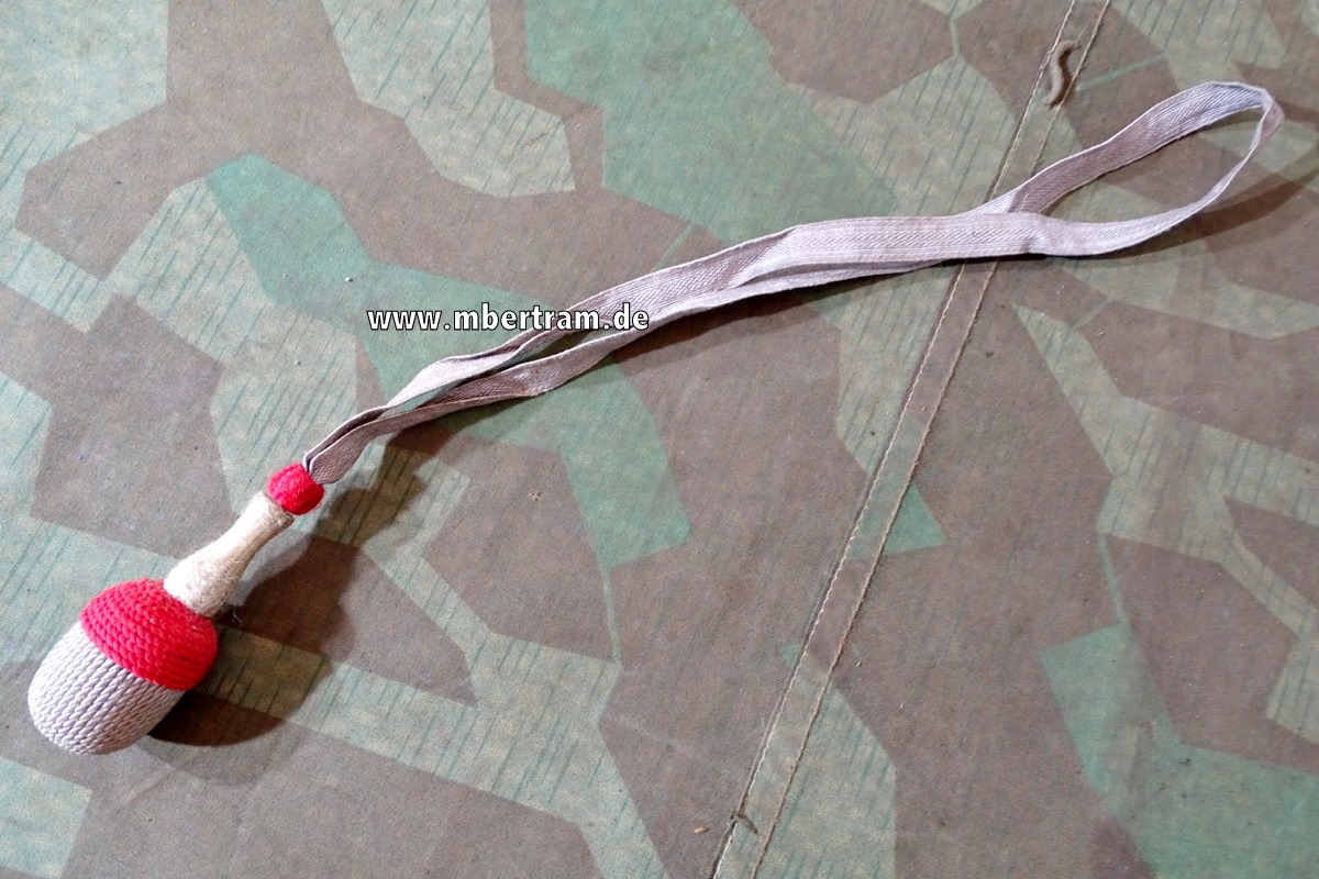 Reichswehr / Wehrmacht Troddel f. Manschaften 2. Kompanie, rot/weiß,rot