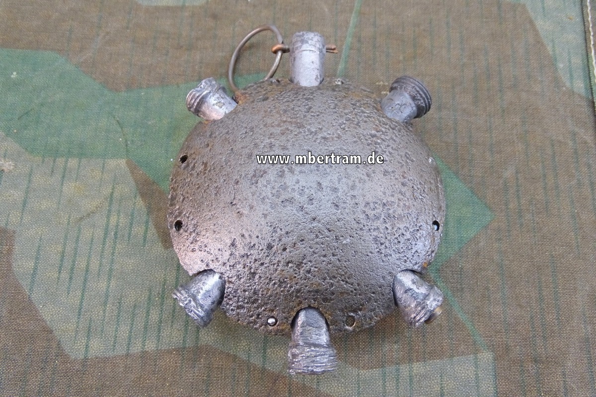 Deutsche  Deko Defensive Diskushandgranate M 1915,  (klein)