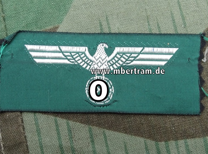 Replik: Mützenadler Offizier Heer, Bevo Machart, silbern gewebt, UV neutral.