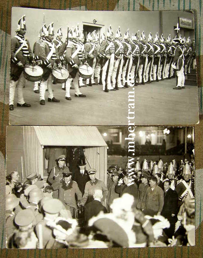 2 Fotos Reichswehr. Parade des 13. Inf. Rgt. 2 in Berlin 1933