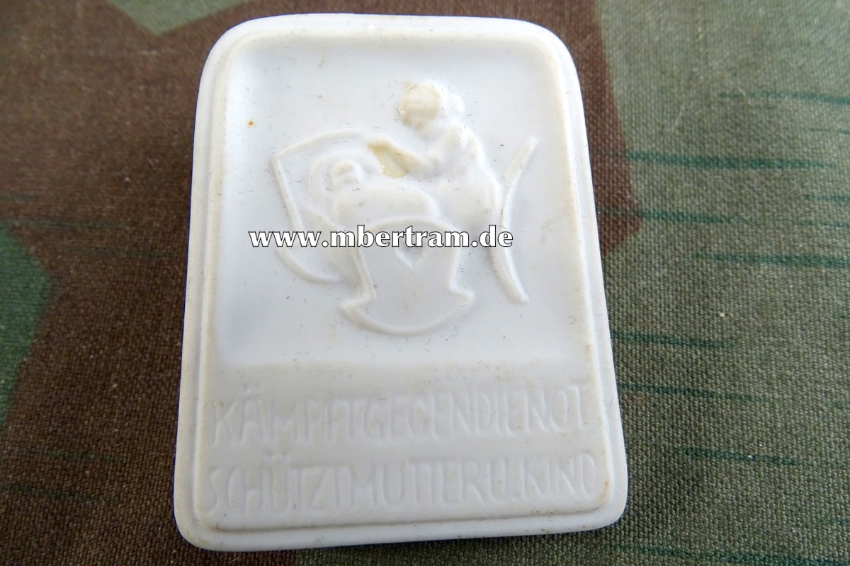WHW 1935 " Kämpft gegen die Not Schützt Mutter und Kind ", Porzellan H 47mm