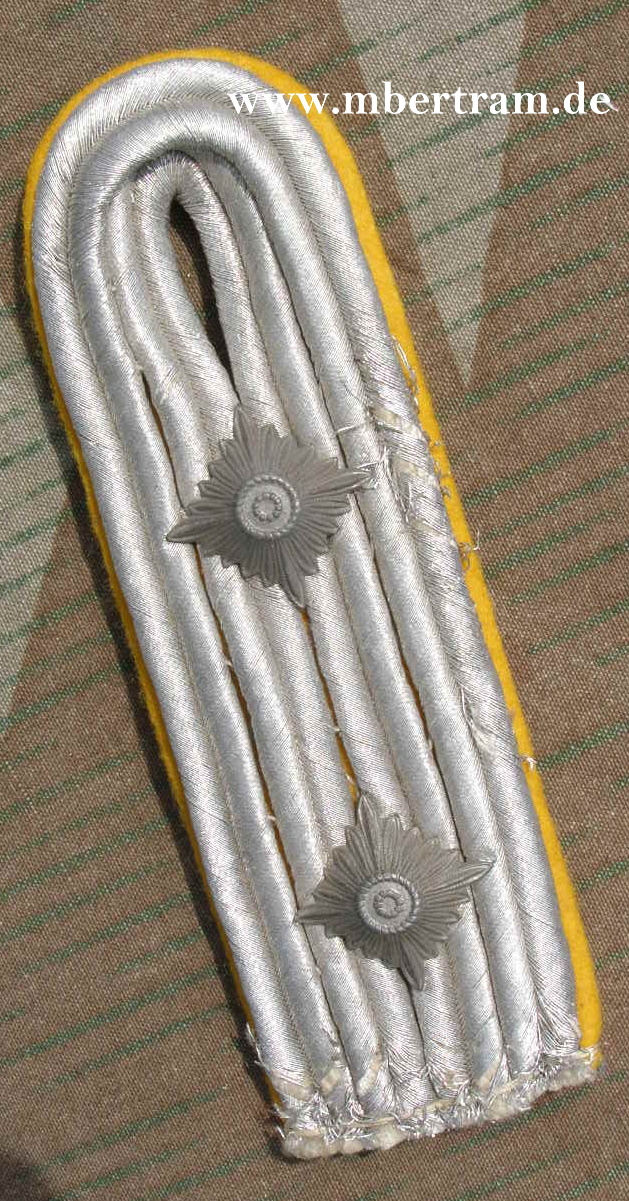 Luftwaffe, Schulterstück Hauptmann, fliegende Truppe