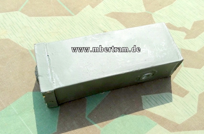 Wehrmacht  1 Kg Pioniersprengladung, Sprengbüchse 24 , Versuchsmuster / Truppenumbau