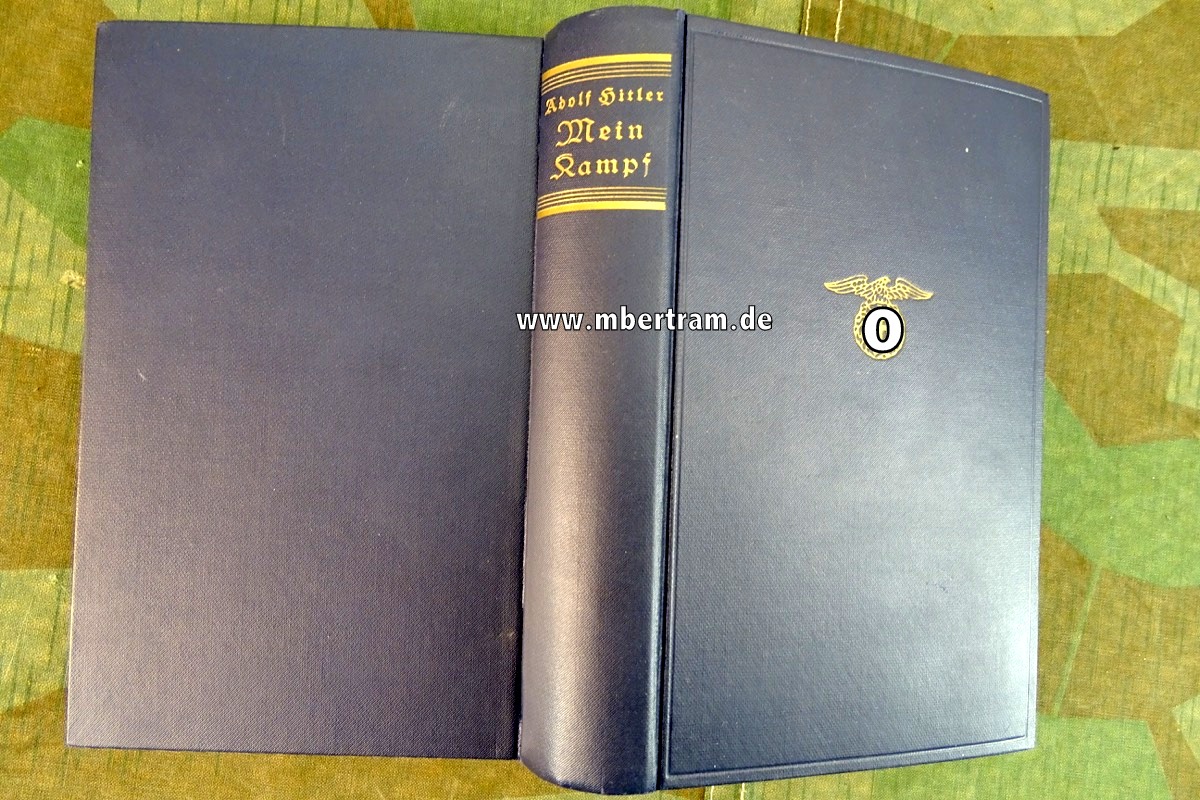 "Mein Kampf", Adolf Hitler, Ausgabe mit blauem Leineneinband 1938