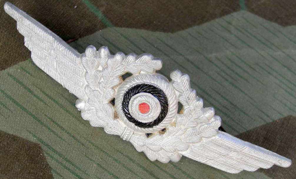 Luftwaffe Schirmmützenschwinge mit Kokarde, Aluminium