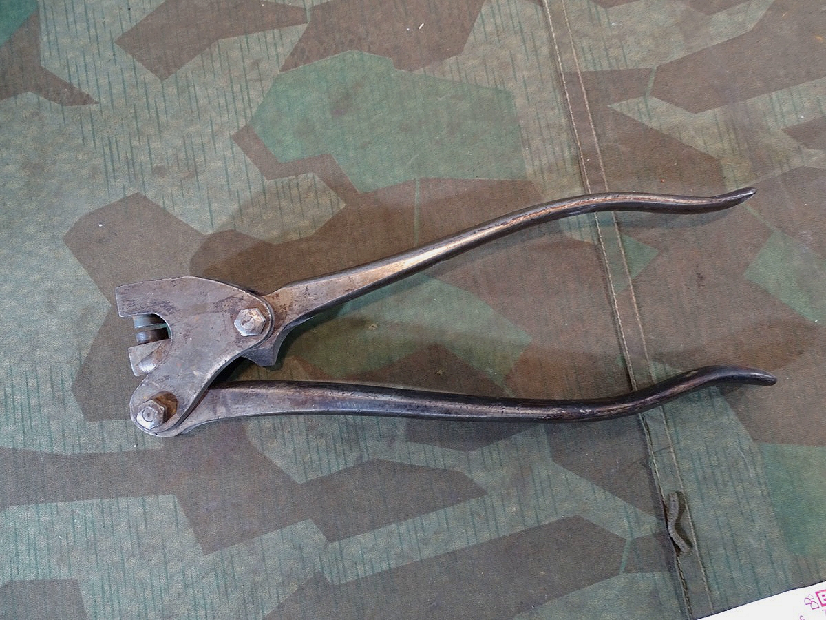 Große Plombenzange für WHW Sammeldosen Gau 10 Hessen Nassau,1942, 30cm