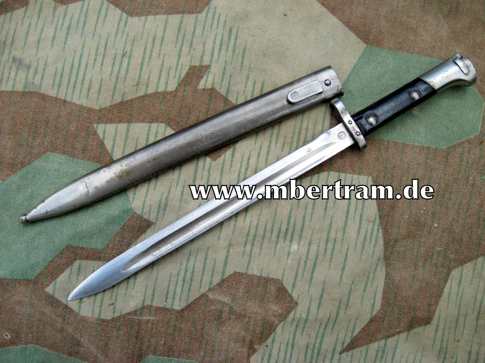Miniatur eines tschechischen VZ 24 Extra-Bajonetts