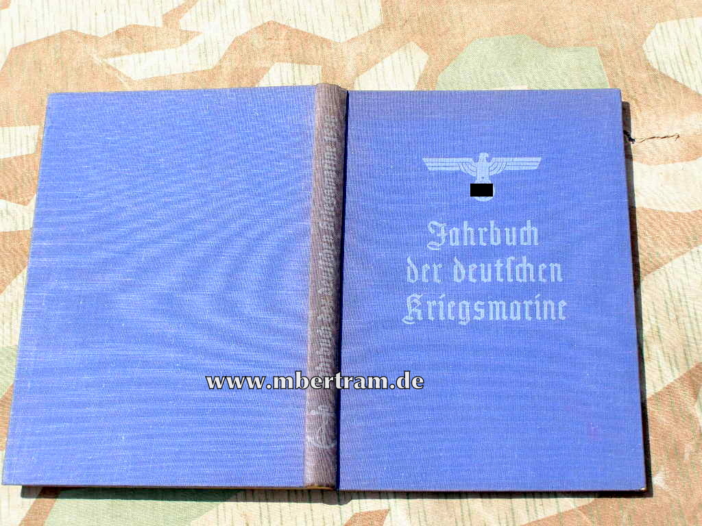 Das Jahrbuch der deutschen Kriegsmarine 1938. 182 S.