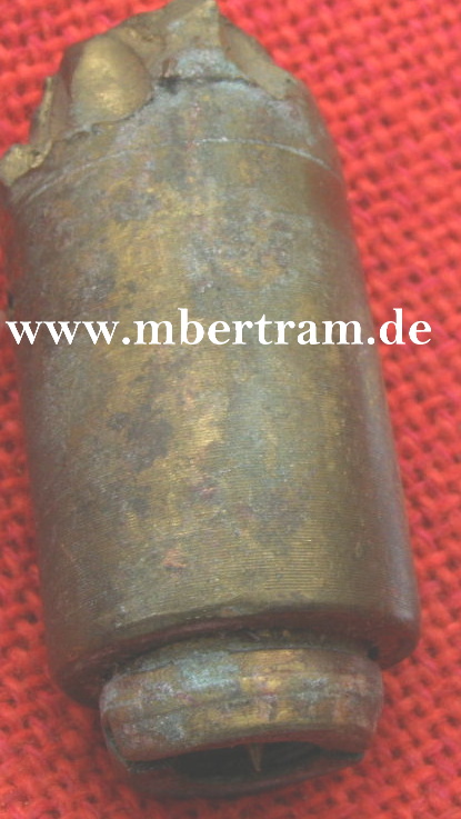 Brit. Bodenaufschlagzünder No. 30, Mittelteil m. Schlagbolzen