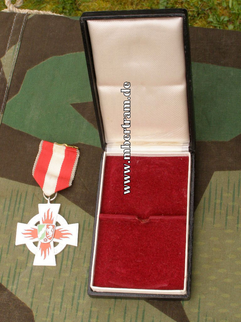 KREUZ für VERDIENSTE IM FEUERSCHUTZ, IM ETUI