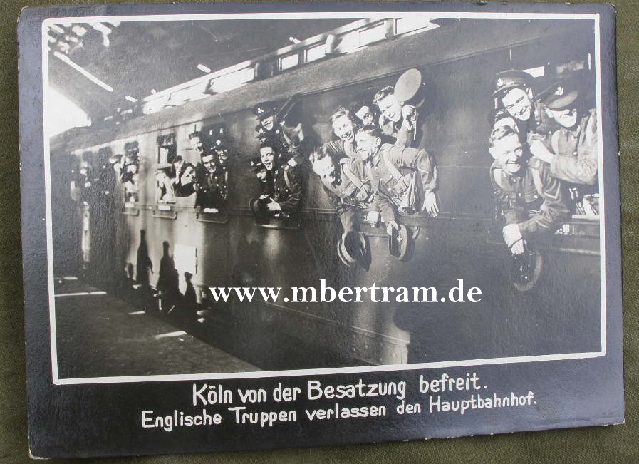 Köln von der Besatzung befreit, Postkartenformat
